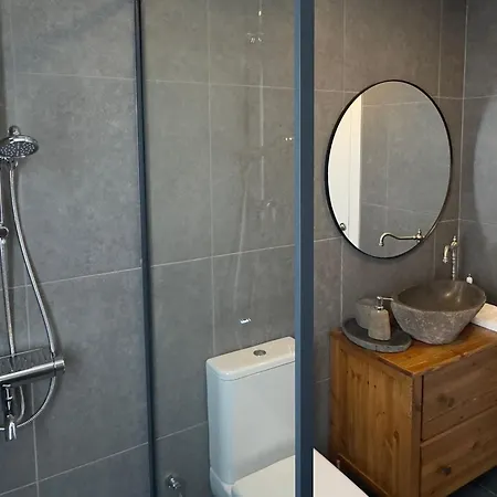Serene And Tastefully Furnished In Cove Garden * Kharcha
