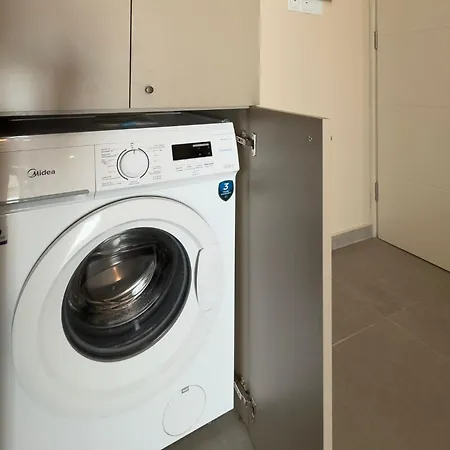 Διαμέρισμα Serene And Tastefully Furnished In Cove Garden Kharcha