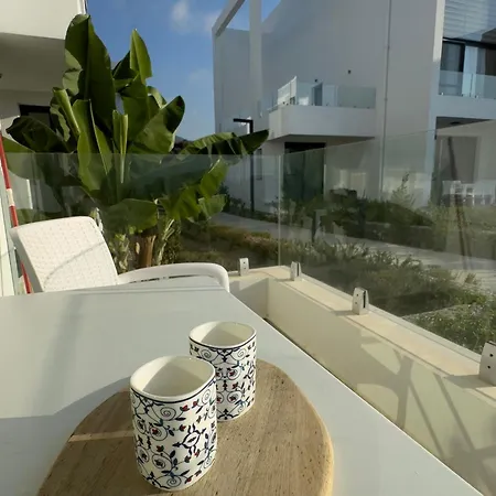 Serene And Tastefully Furnished In Cove Garden Kharcha