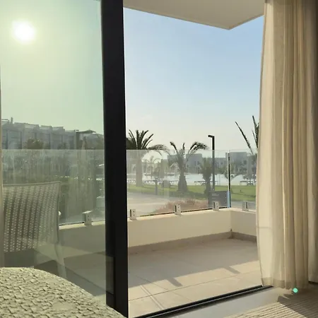 Serene And Tastefully Furnished In Cove Garden * Kharcha